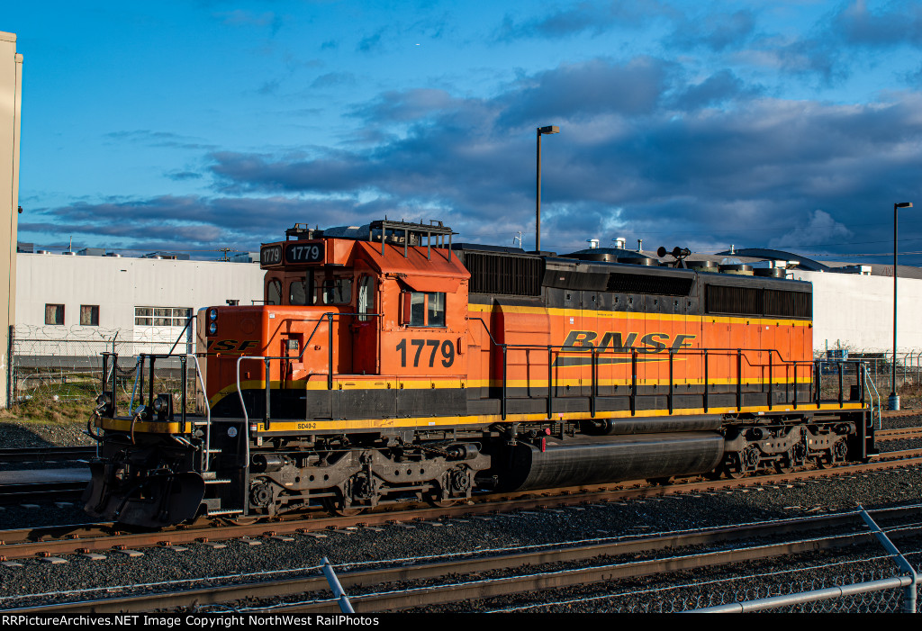 BNSF 1779